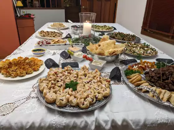 Holiday Small Bites - cara nabati!