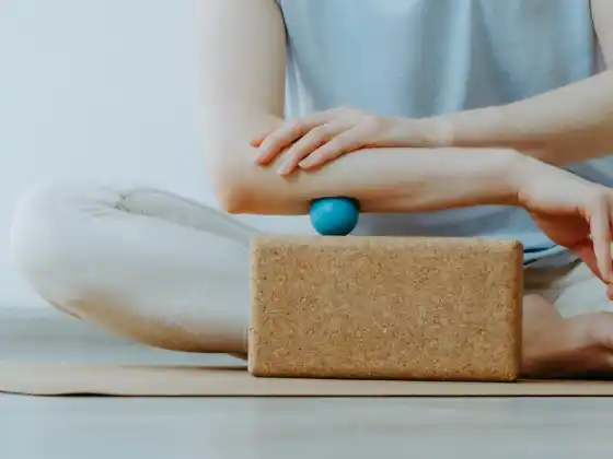 Rangkullah Web: Kesadaran Fasia dalam Latihan Yoga Yin