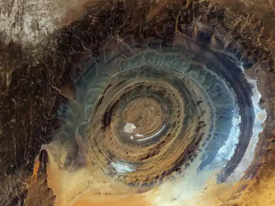 Passeggiando lungo le coste di Atlantide